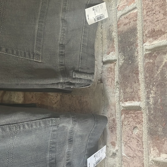 2 pairs Boys New with Tags  Childrens Place stretch grey skinny jeans size 18 - Picture 6 of 8